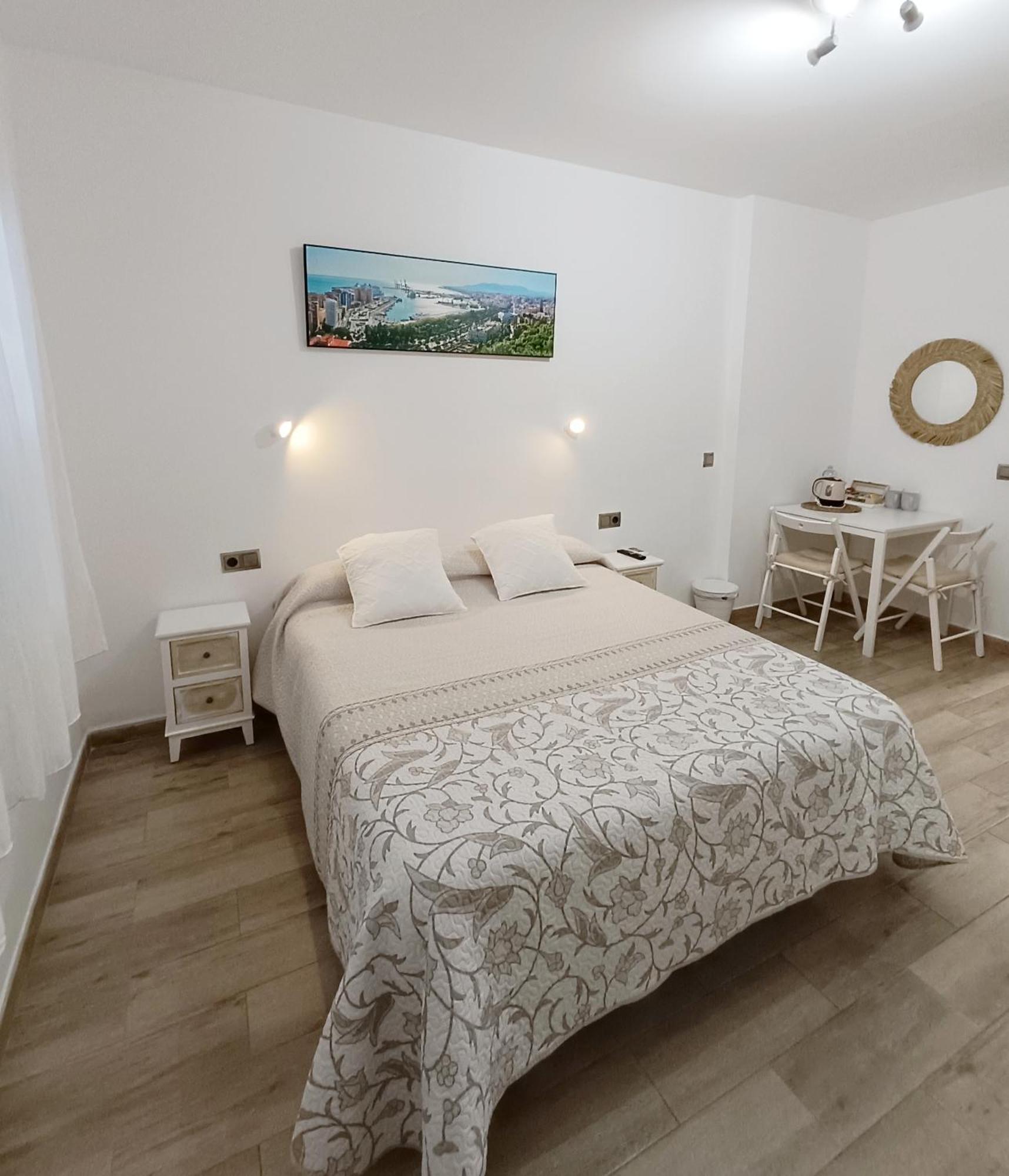 Habitacion Independiente Cerca Del Mar Málaga Eksteriør billede